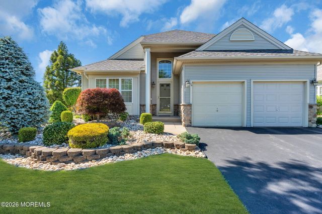 79 Ambassador Drive, Manchester, NJ 08759