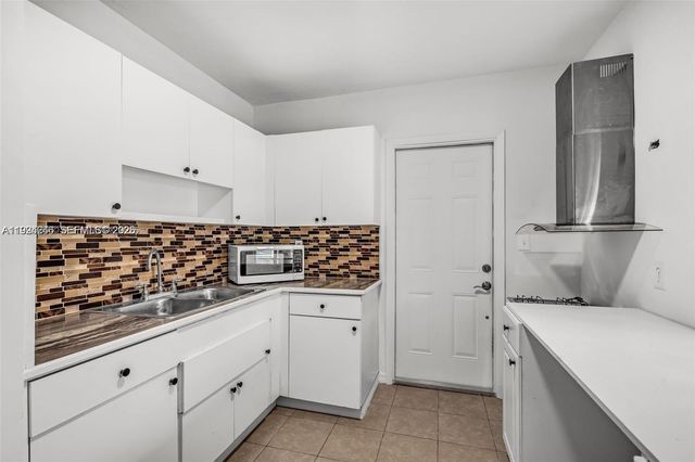 3800 Charles Terrace, Miami, FL 33133