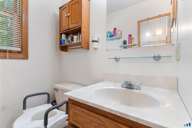 46 Mulberry Street, Naugatuck, CT 06770