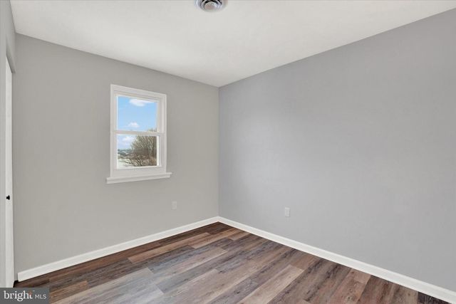 1606 CONDOR LN, Dover, PA 17315