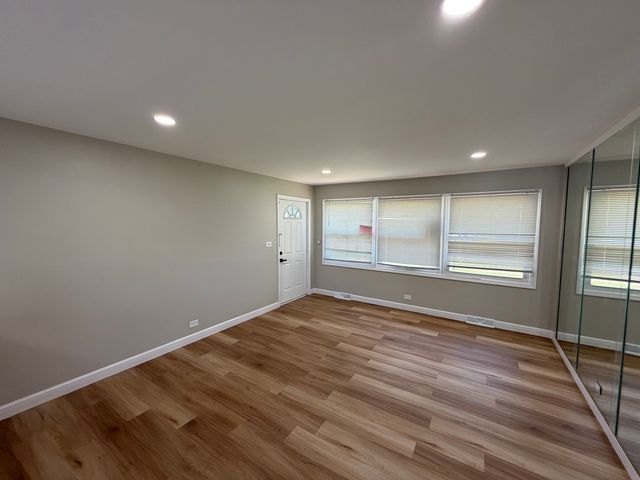 3120 Wilshire Avenue, Markham, IL 60428