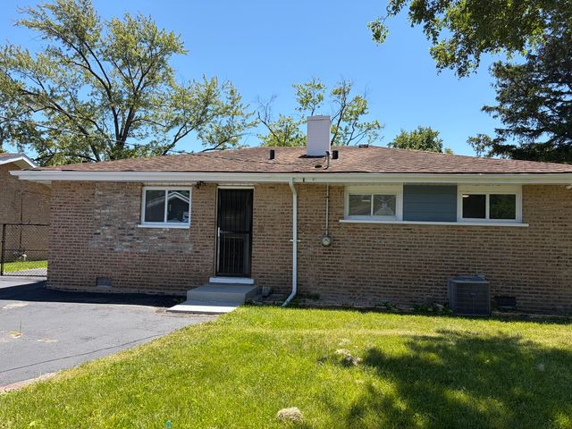 3120 Wilshire Avenue, Markham, IL 60428