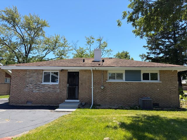 3120 Wilshire Avenue, Markham, IL 60428