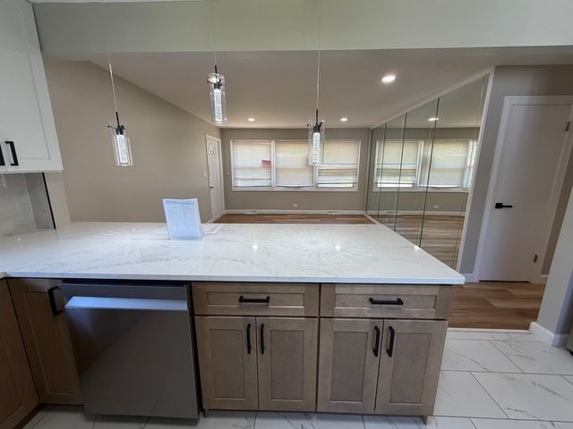 3120 Wilshire Avenue, Markham, IL 60428