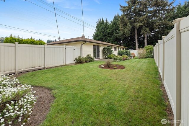 1127 12th Avenue SE, Puyallup, WA 98372