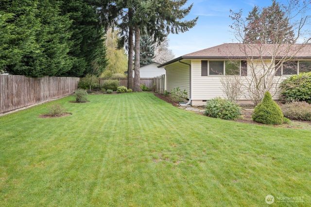 1127 12th Avenue SE, Puyallup, WA 98372