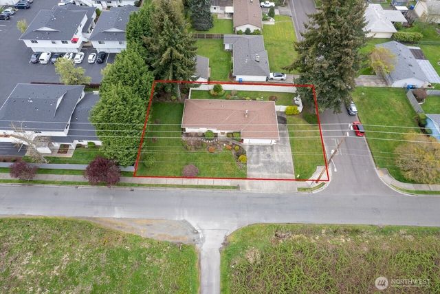 1127 12th Avenue SE, Puyallup, WA 98372