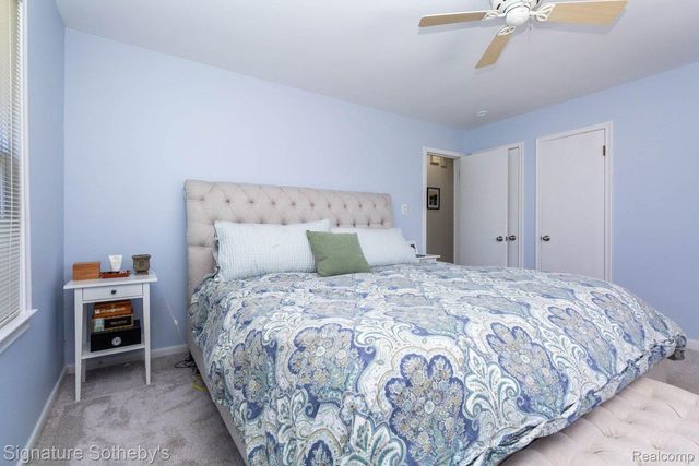 21890 Hampton Street, Beverly Hills Village, MI 48025