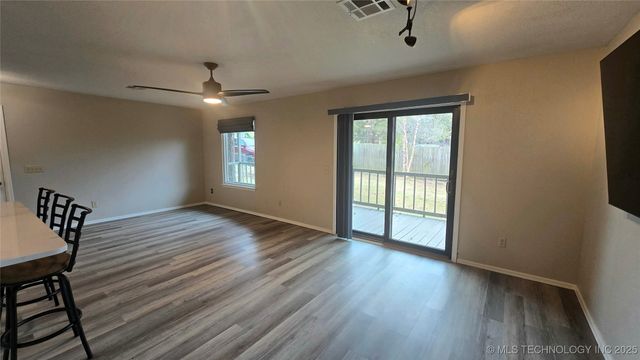 293 Kiamichi, Eufaula, OK 74432