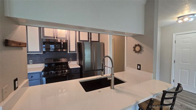 293 Kiamichi, Eufaula, OK 74432