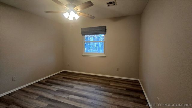293 Kiamichi, Eufaula, OK 74432