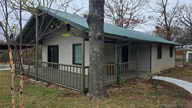 293 Kiamichi, Eufaula, OK 74432