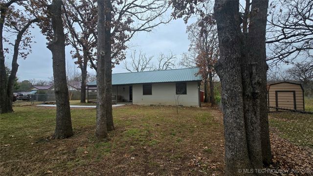 293 Kiamichi, Eufaula, OK 74432