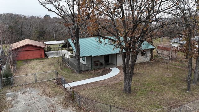 293 Kiamichi, Eufaula, OK 74432