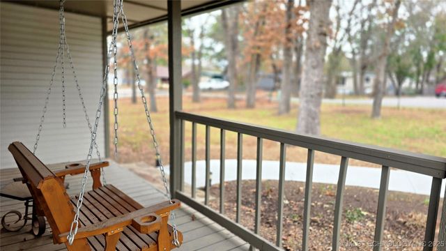 293 Kiamichi, Eufaula, OK 74432