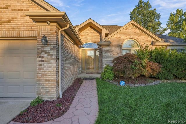 50576 Commons Drive, Macomb Township, MI 48042