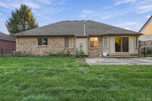 50576 Commons Drive, Macomb Township, MI 48042