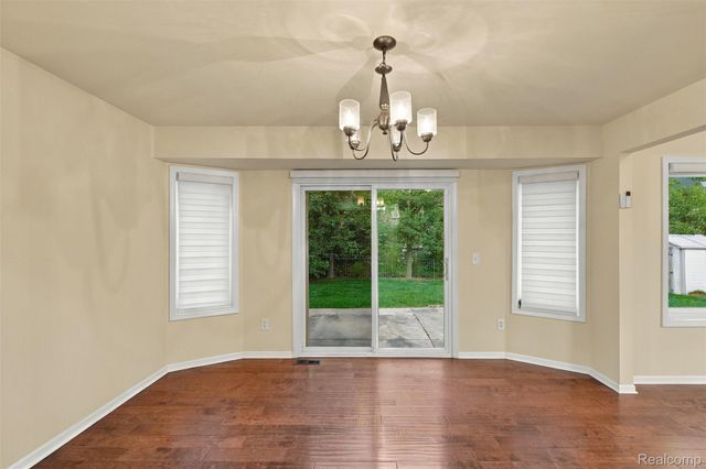 50576 Commons Drive, Macomb Township, MI 48042