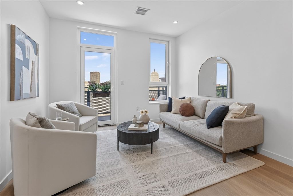 1395 Washington Street 603A, Boston, MA 02118