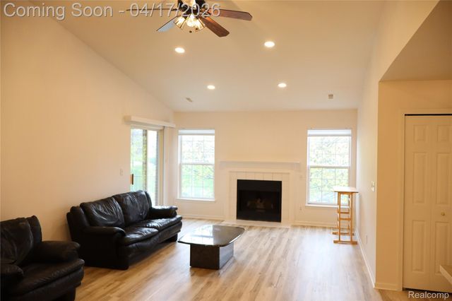 44944 Marigold Drive 334, Sterling Heights, MI 48314