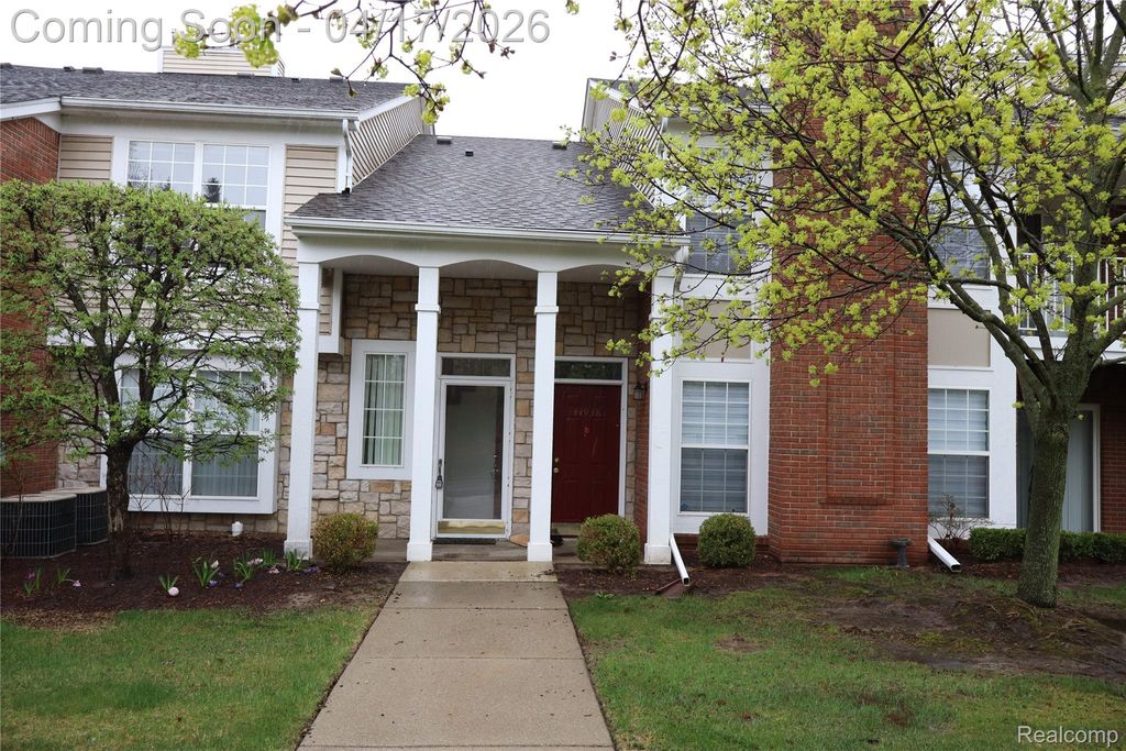 44944 Marigold Drive 334, Sterling Heights, MI 48314