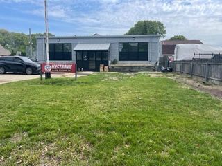 2525 West Shore Road, Warwick, RI 02889