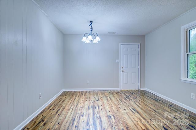 817 32nd Street Drive NE, Conover, NC 28613