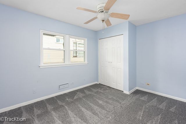 571 S Smith Boulevard, Aurora, IL 60505