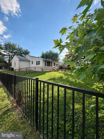 4803 OAK PY, Reading, PA 19606