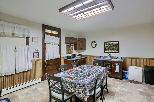 15 Ambridge Ave, Leet Twp, PA 15003