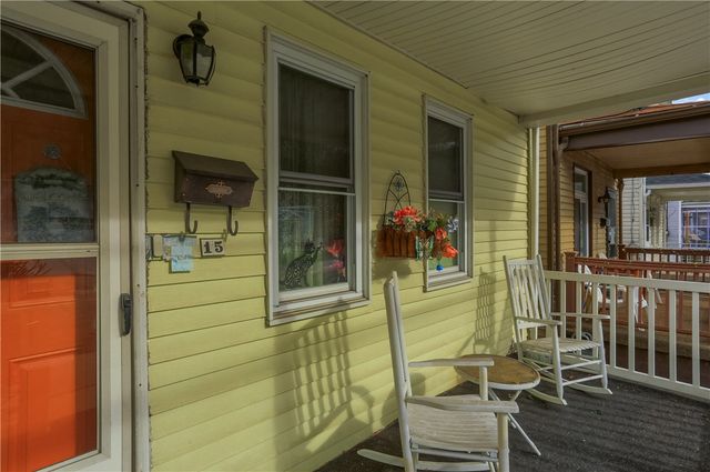 15 Ambridge Ave, Leet Twp, PA 15003