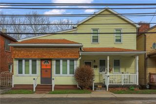 15 Ambridge Ave, Leet Twp, PA 15003