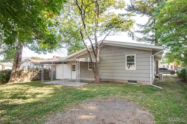 302 Harrison Street, Jerseyville, IL 62052