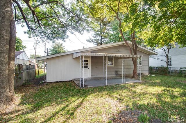 302 Harrison Street, Jerseyville, IL 62052