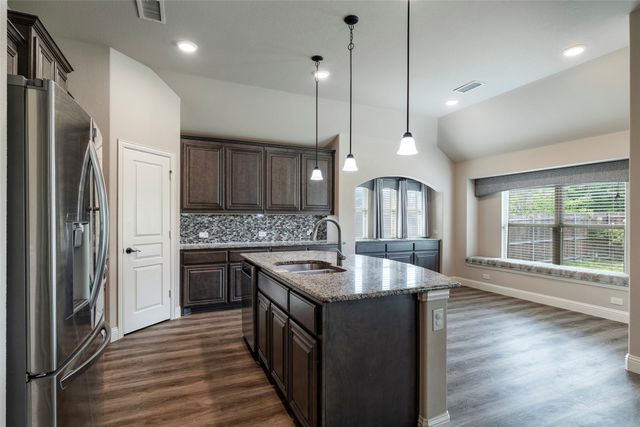 817 Edinburgh Drive, Anna, TX 75409