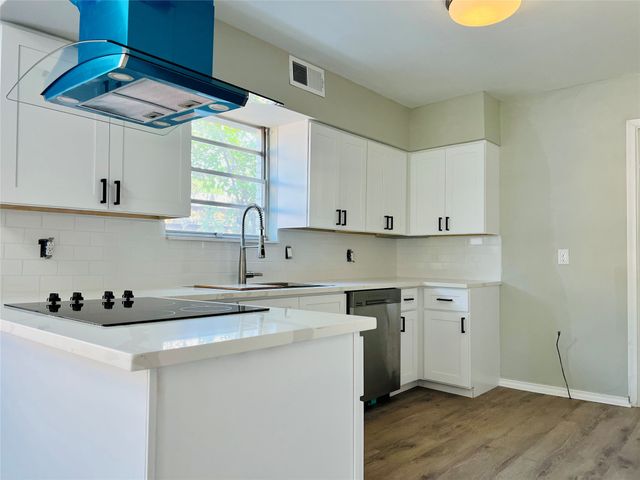 3603 Vinecrest Drive, Dallas, TX 75229