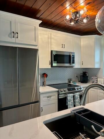 4404 SE Mulford Lane, Stuart, FL 34997