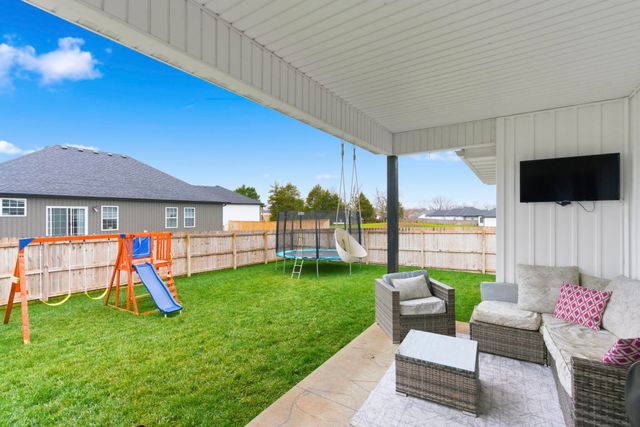 544 Fox Creek Road, Rogersville, MO 65742