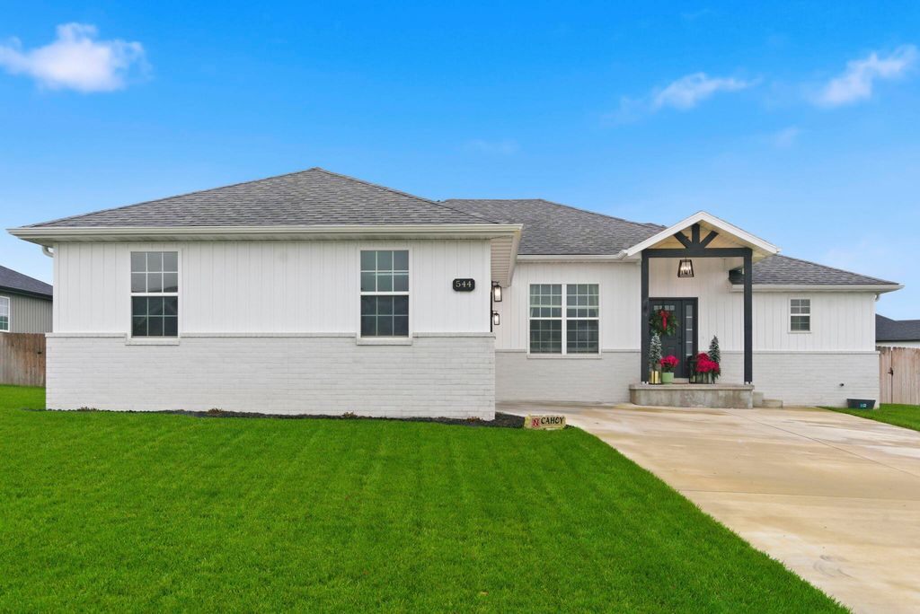 544 Fox Creek Road, Rogersville, MO 65742