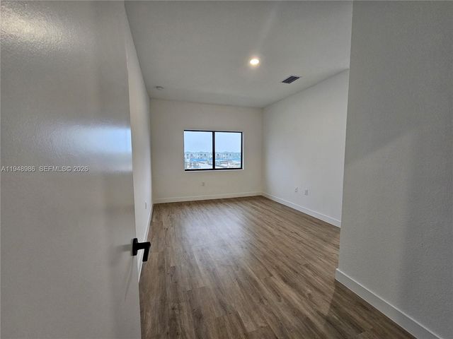 215 NW 13th Pl 0, Florida City, FL 33034