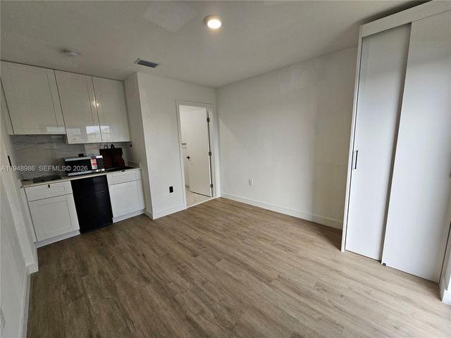 215 NW 13th Pl 0, Florida City, FL 33034