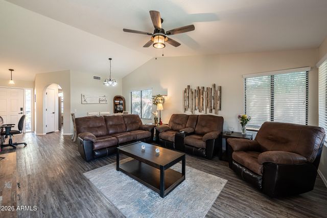 10233 E SPRING CREEK Road, Sun Lakes, AZ 85248