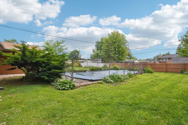 11647 S Tripp Avenue, Alsip, IL 60803