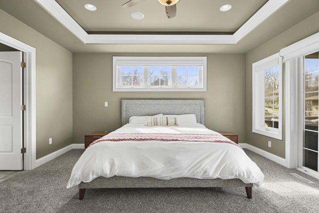 13 Arboredge Way, Fitchburg, WI 53711