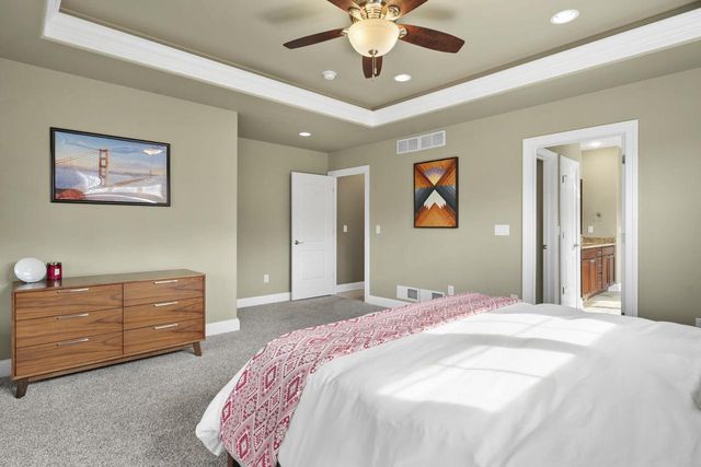 13 Arboredge Way, Fitchburg, WI 53711