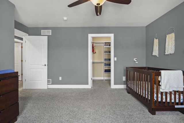 13 Arboredge Way, Fitchburg, WI 53711