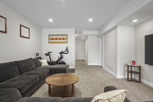 13 Arboredge Way, Fitchburg, WI 53711