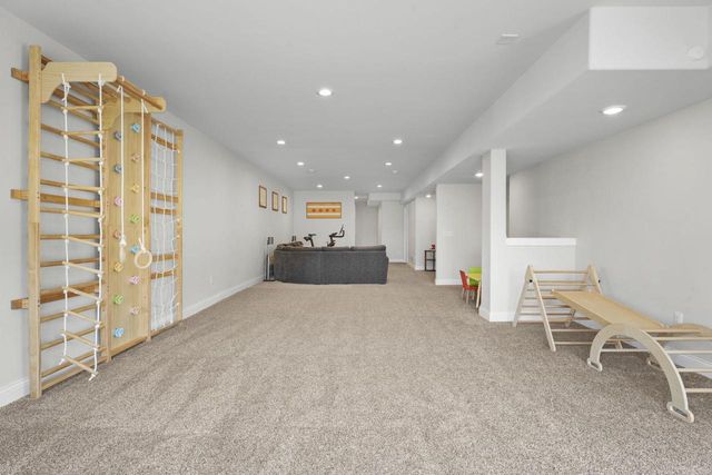 13 Arboredge Way, Fitchburg, WI 53711