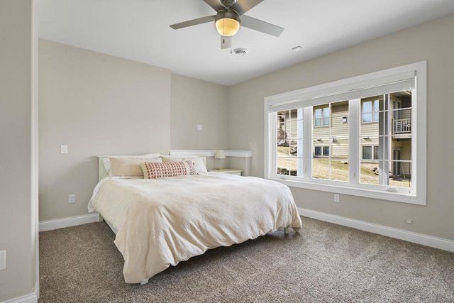 13 Arboredge Way, Fitchburg, WI 53711