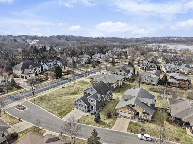 13 Arboredge Way, Fitchburg, WI 53711